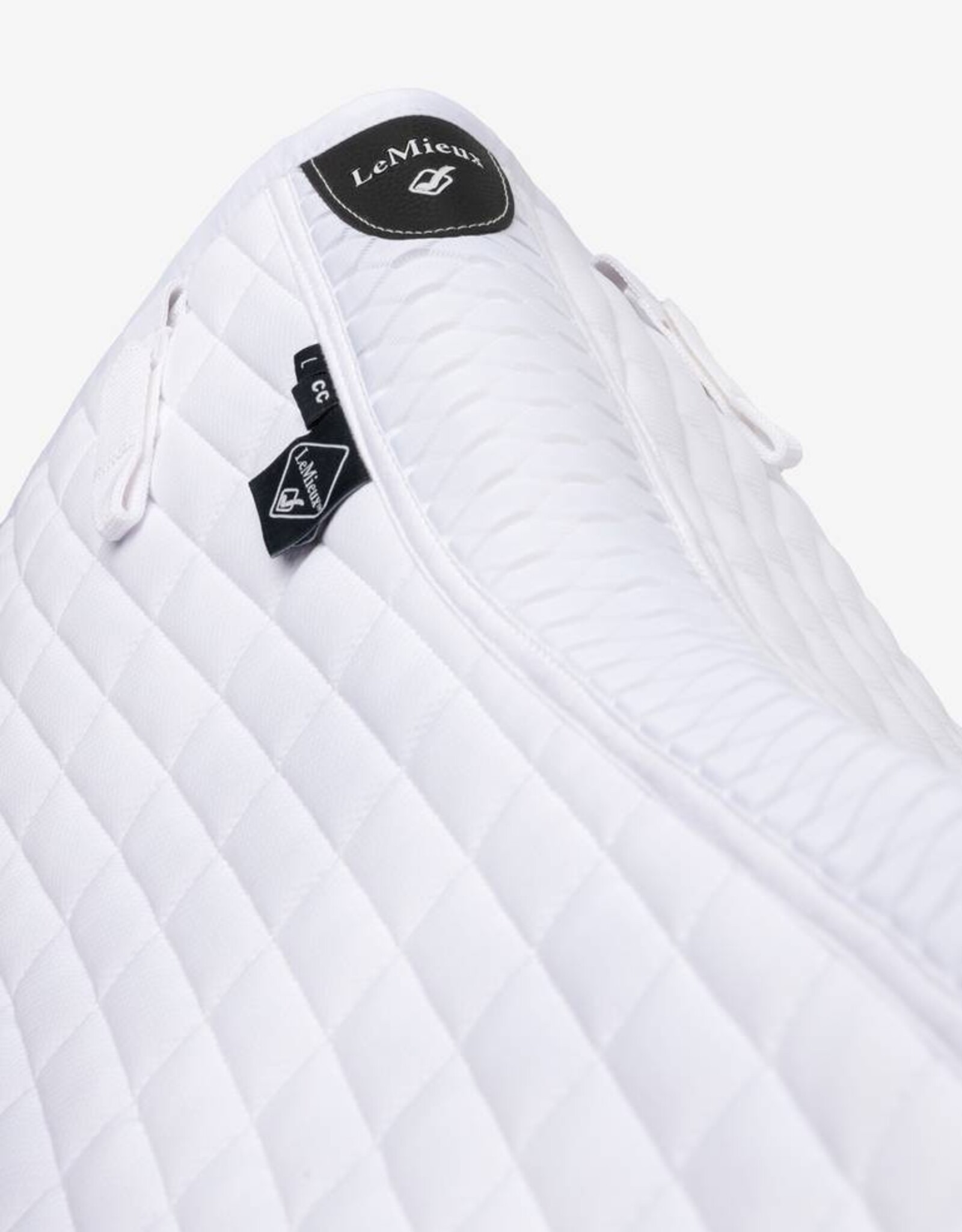 Calabasas Saddlery LeMieux SelfCool Close Contact Square Pad