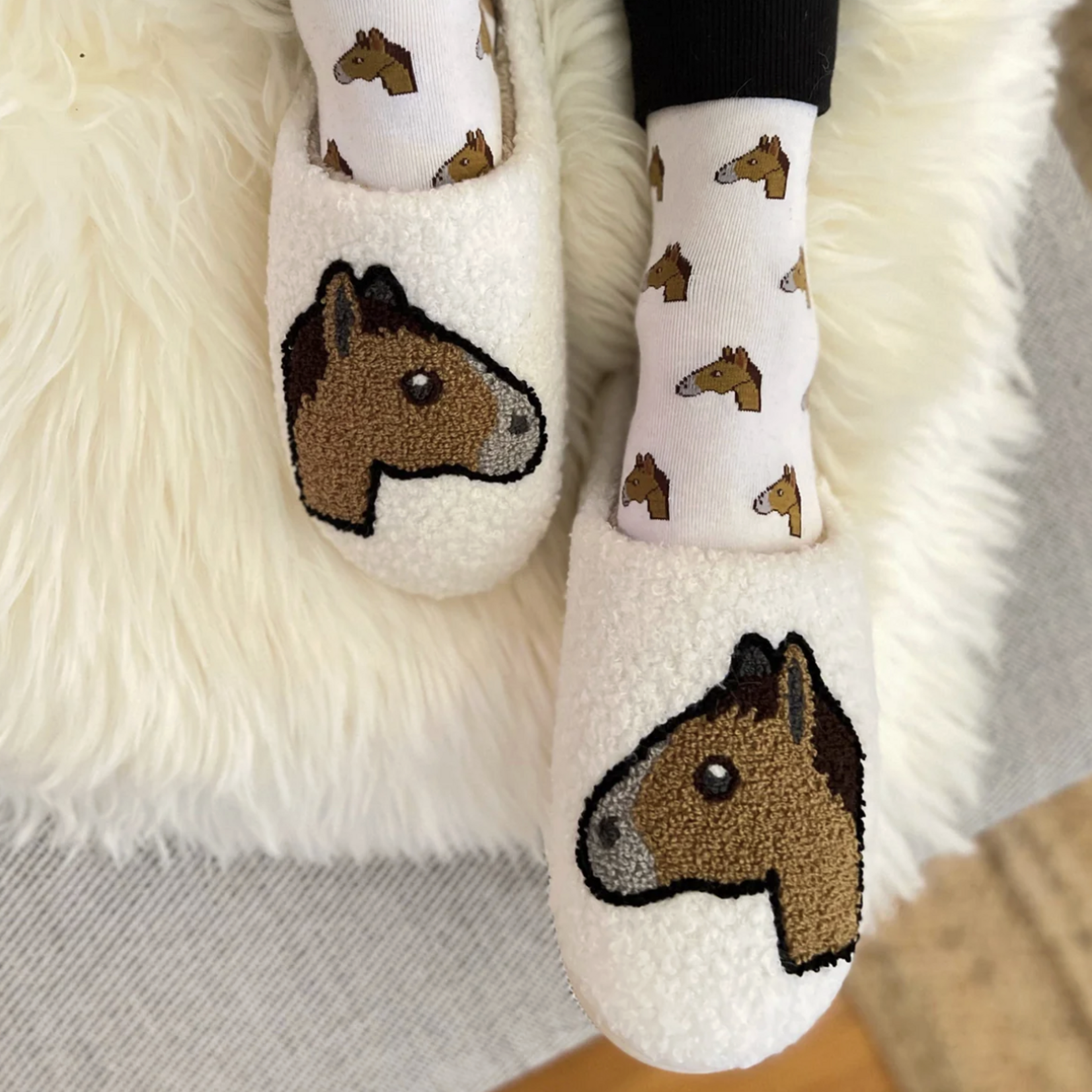 Dreamers & Schemers Stall Rest Slippers