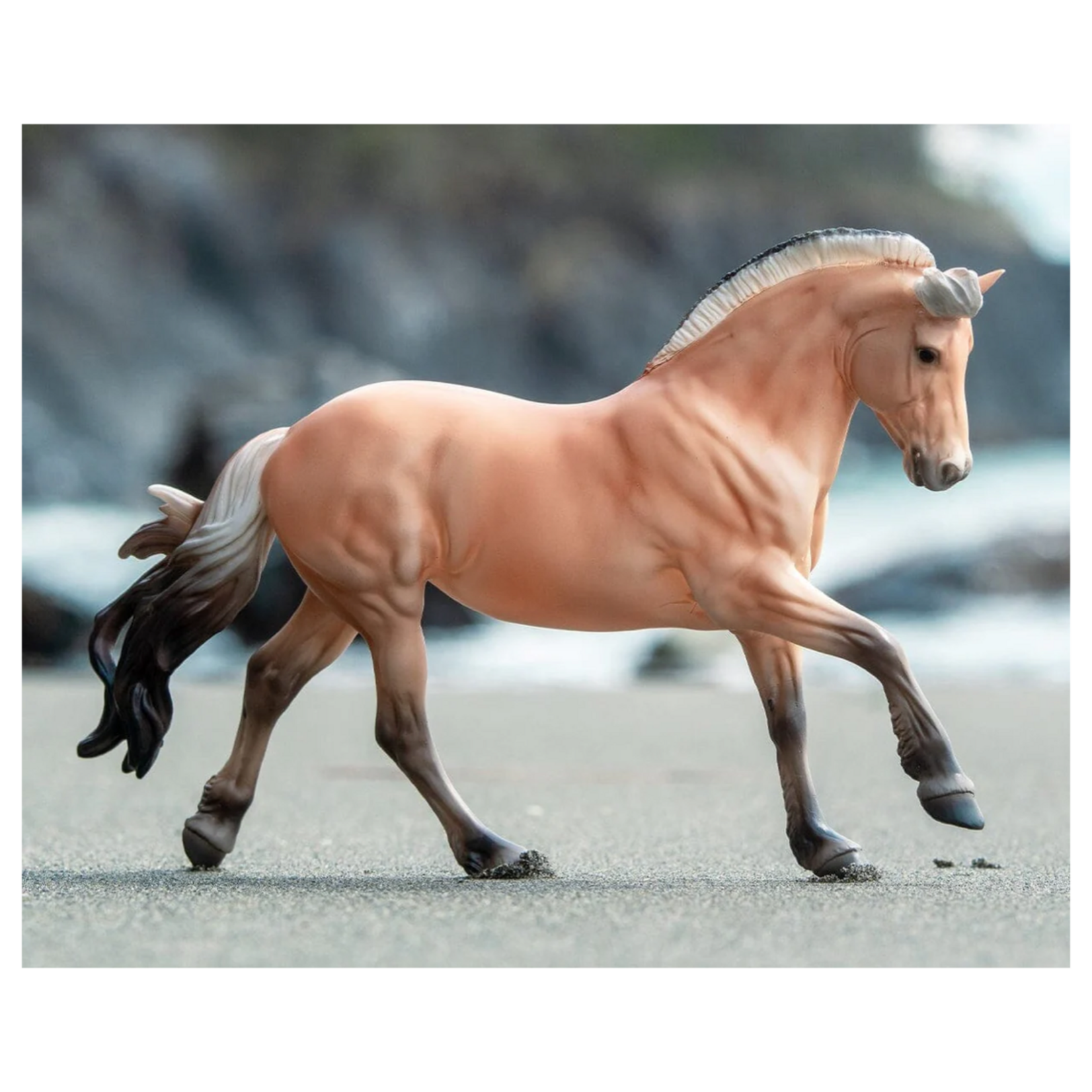 Breyer Sweetwater's Zorah Belle