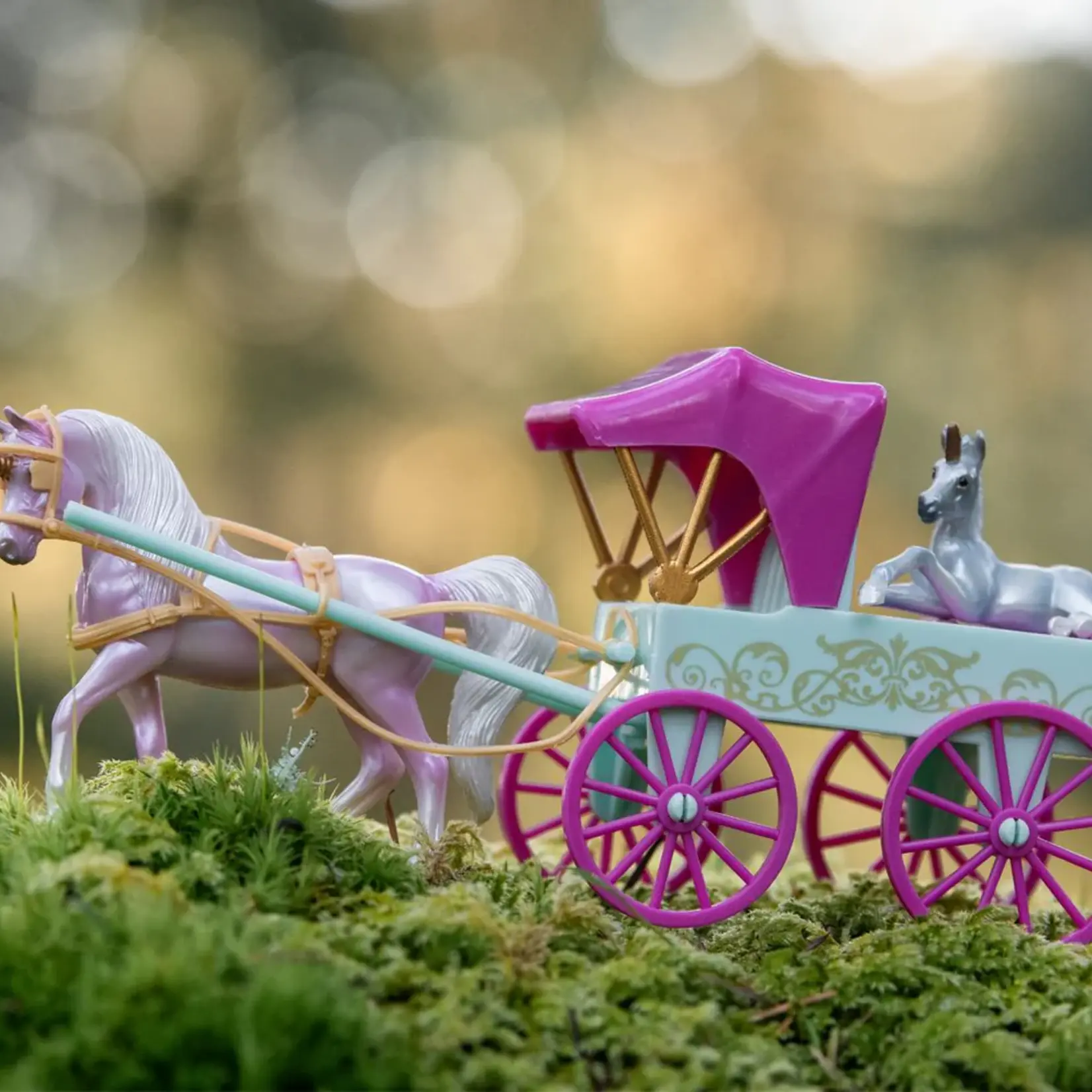 Breyer Unicorn Magic Carriage & Foal