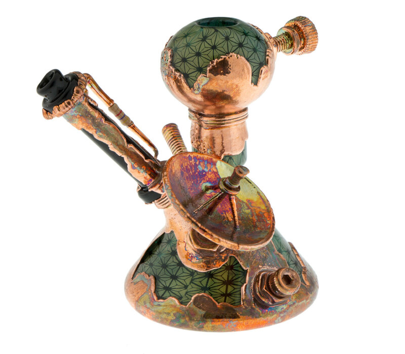 Snic X Kind Collab Mini Beaker