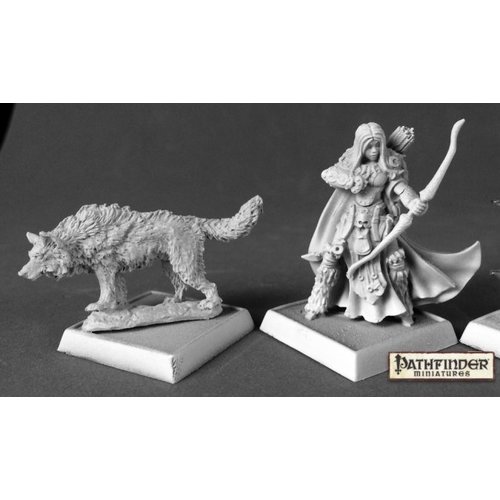 Reaper Miniatures PATHFINDER: ADOWYN & LERYN - ICONIC HUNTER & WOLF Reaper Miniatures PATHFINDER: ADOWYN & LERYN - ICONIC HUNTER & WOLF