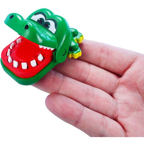 Super Impulse USA WORLD'S SMALLEST CROCODILE DENTIST GAME Super Impulse USA WORLD'S SMALLEST CROCODILE DENTIST GAME