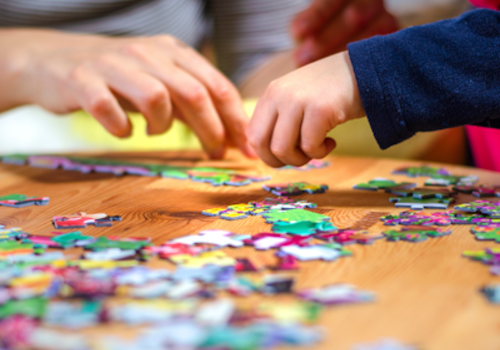 PUZZLE STAND & GO! EASEL - Games of Berkeley