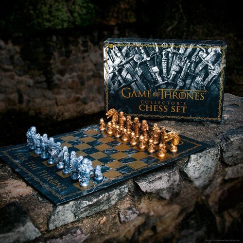 USAopoly CHESS SET GAME OF THRONES COLLECTOR'S USAopoly CHESS SET GAME OF THRONES COLLECTOR'S