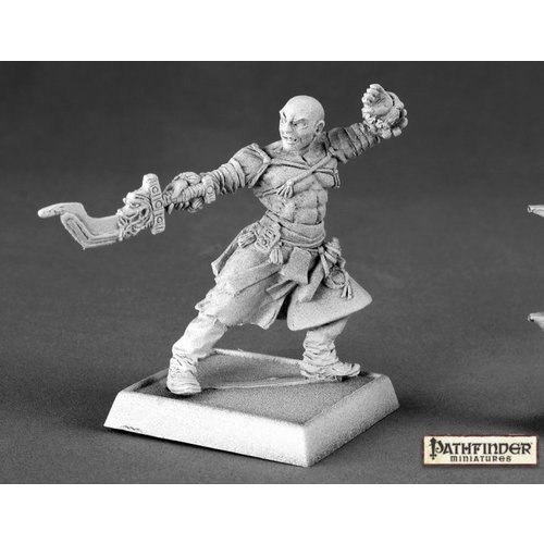 Reaper Miniatures SAJAN ICONIC MALE MONK Reaper Miniatures SAJAN ICONIC MALE MONK