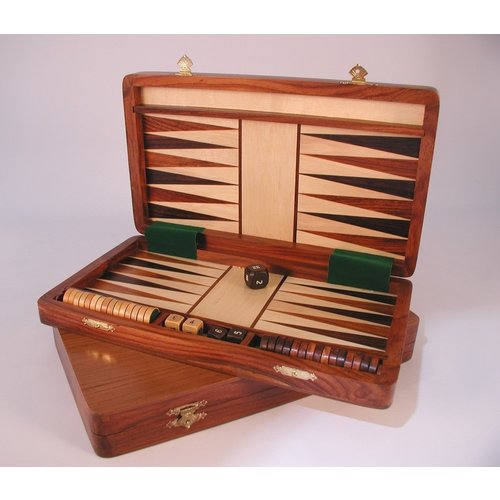Worldwise Imports BACKGAMMON 12" WOOD MAGNETIC Worldwise Imports BACKGAMMON 12" WOOD MAGNETIC