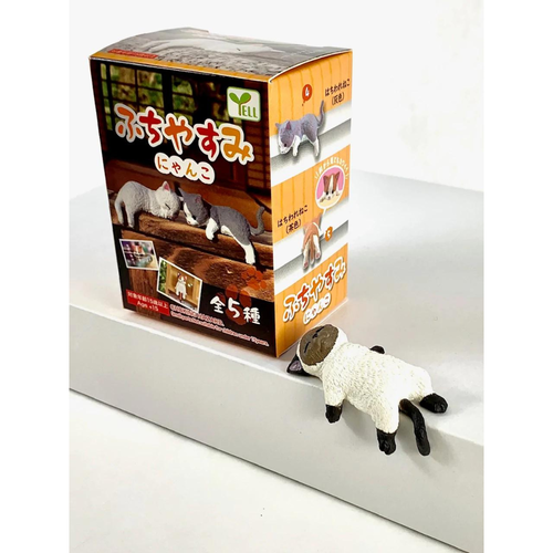 Yell Japan BLIND BOX CAT PLAYFUL HANGING Yell Japan BLIND BOX CAT PLAYFUL HANGING