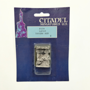 Citadel Miniatures LARGE TAVERN BED