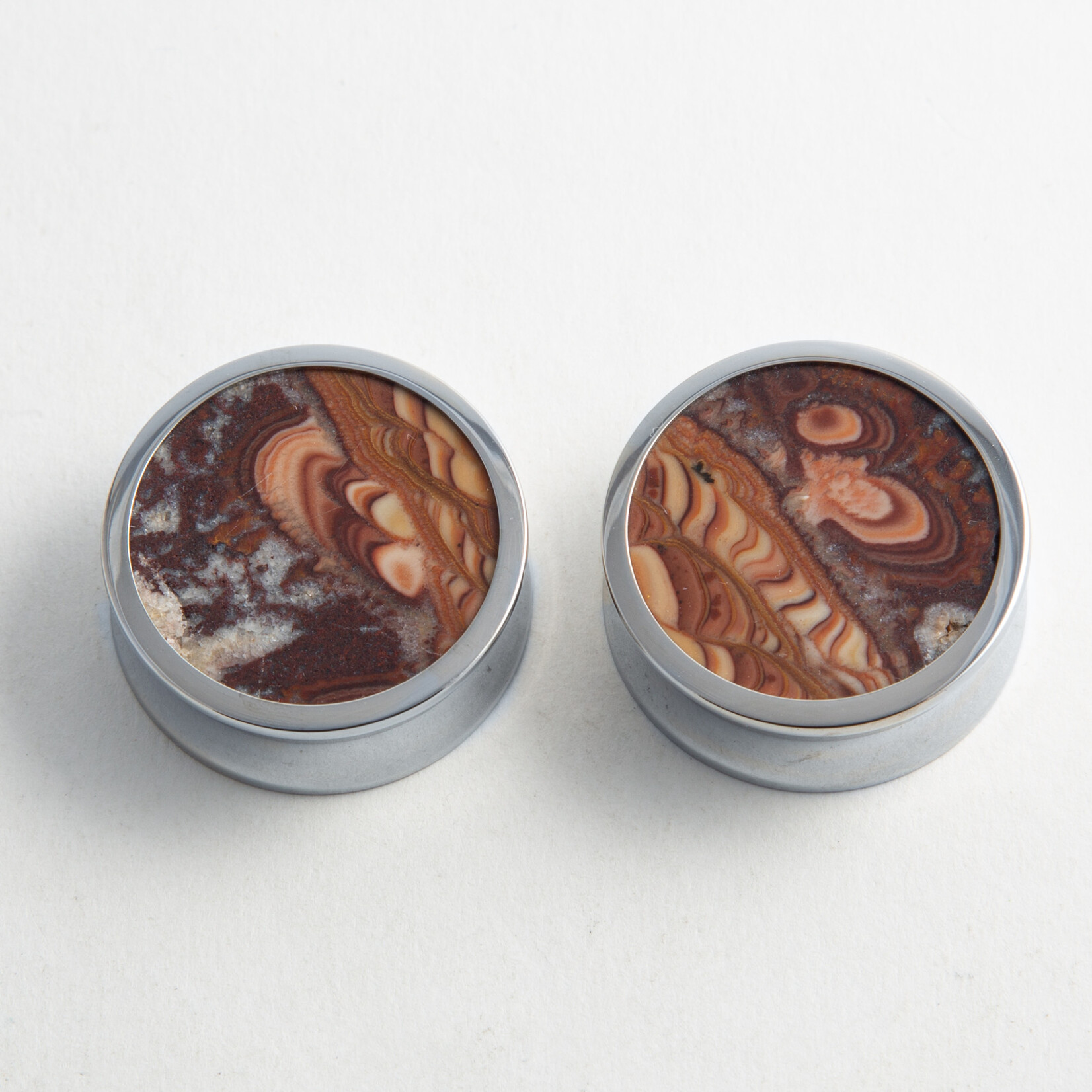 Reign Custom Design Reign 1-1/4 steel wave dolomite cabochon double flared plugs