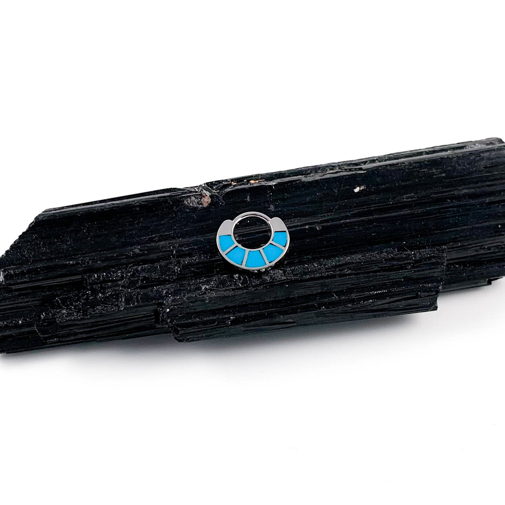 BVLA BVLA 16g 5/16 white gold "Islay" clicker with inlaid, hand-cut turquoise