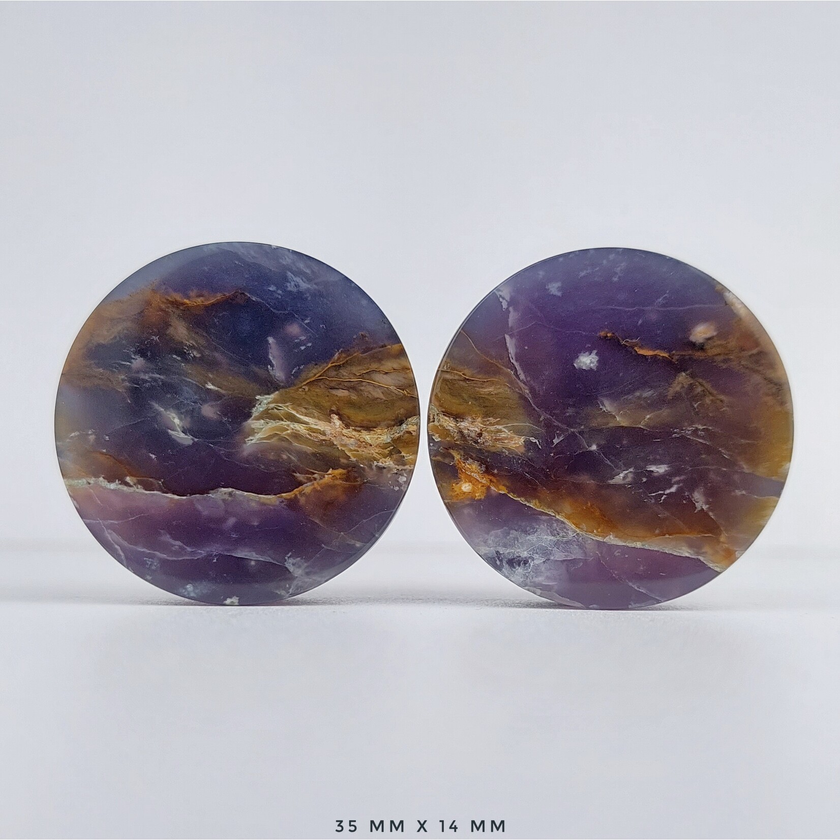 Grit Lapidary Grit Lapidary premium double flared Purple Chalcedony plugs