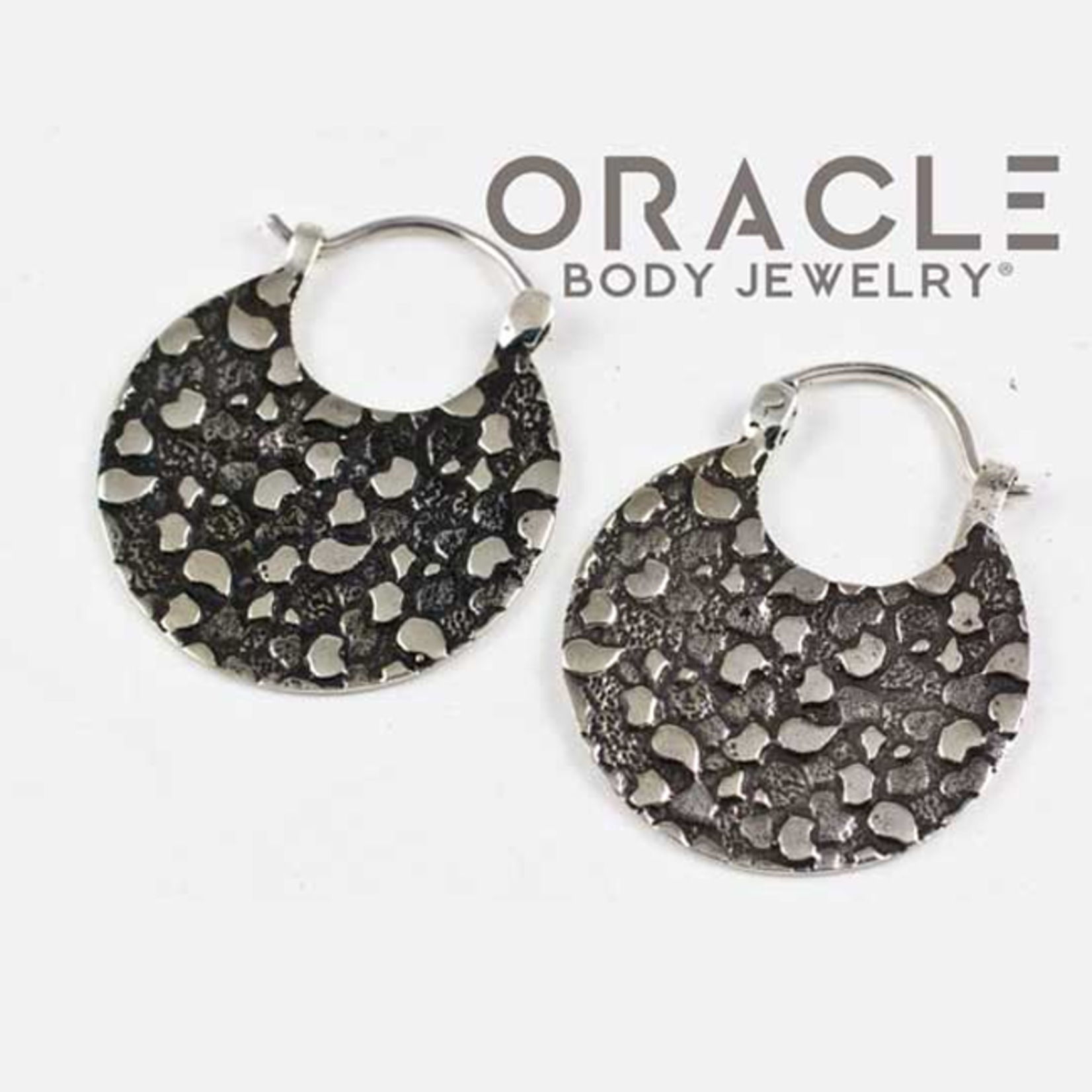 Oracle Oracle white brass "Ruler Lyte" hanging design