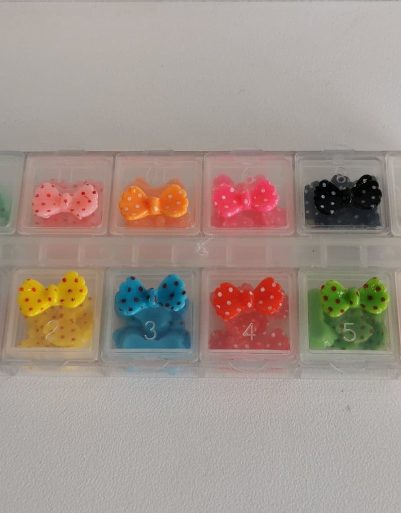 Bijoux 3D - boucle à pois en plastique (boitier de 12 couleurs) 60 pièces