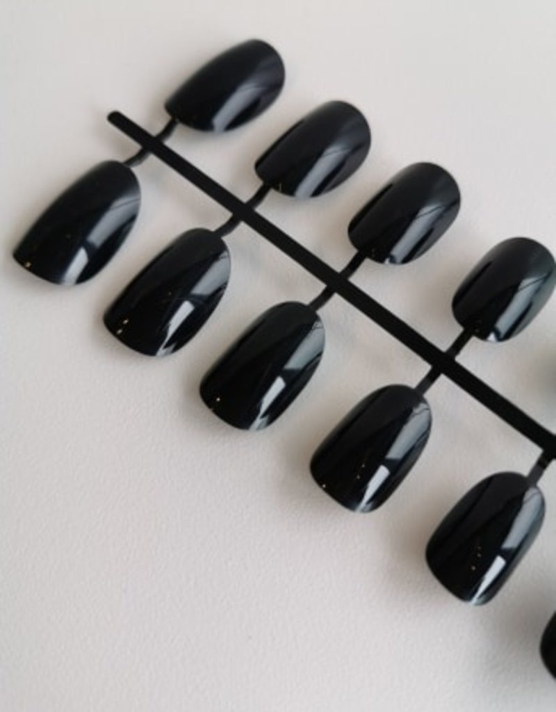 Faux ongles de couleur noir - 20 unités