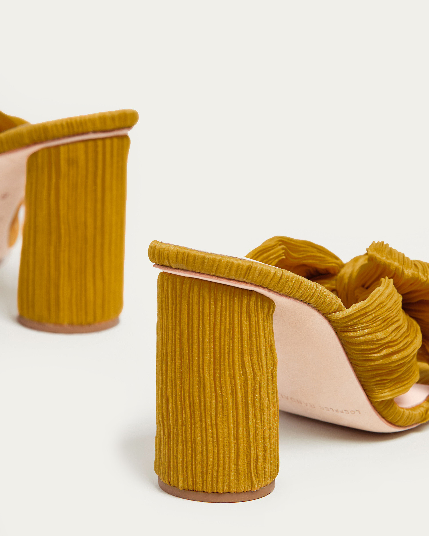 metro shoes and sandals