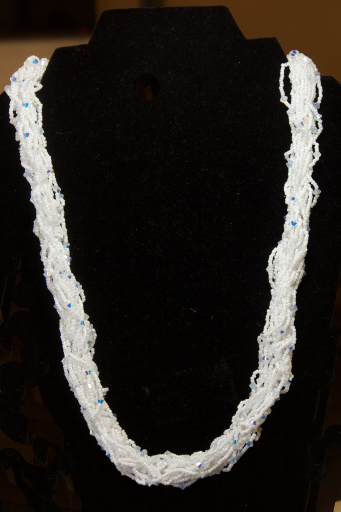 Classes 02/09 1-4pm Crystals On A Cloud Necklace Instruction - Karen Ebert