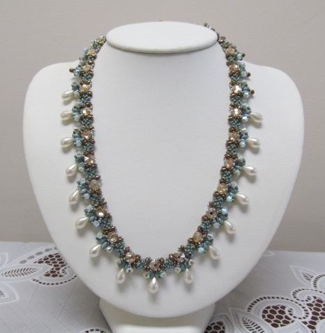Classes 11/21 2-5pm Omora Necklace Instruction - Gail Bloom