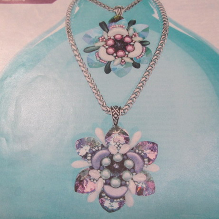 Classes 07/31 2-5pm Flickering Floral Pendant Instruction - Gail Bloom