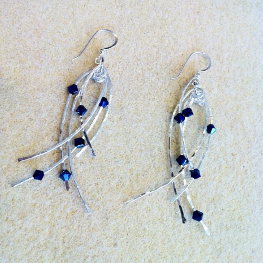 Classes 10/11 6-9pm Hammered Silver & Crystal Earrings Instruction - Pat Kohler