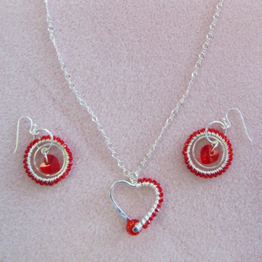 Classes 02/13 6-9pm Hearts Wrapped Up Instruction - Linda Fabbro