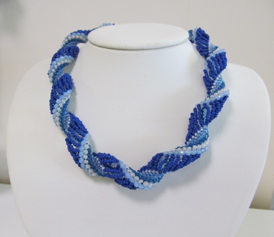 Classes 12/29 1-4pm Rolling Ocean Waves Necklace Class Instruction - Linda Welsh