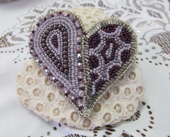 Store Kits 09/09 1-4pm Bead of My Heart Pin Class Kit