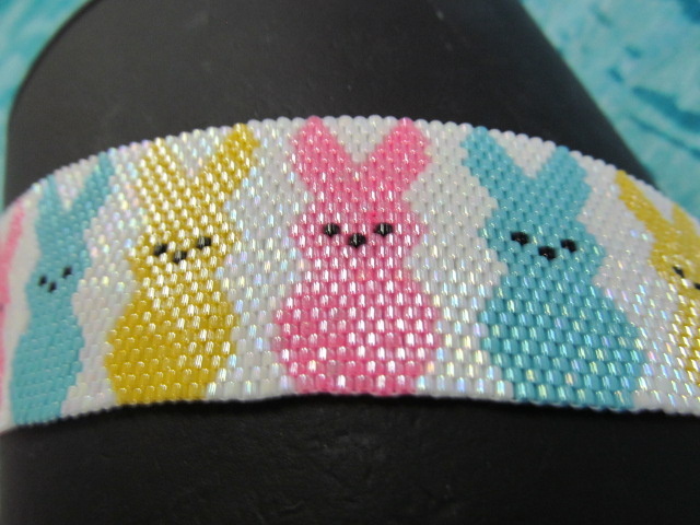 Classes 03/23 1-4pm Band of Peeps Bracelet Instruction - Linda Fabbro