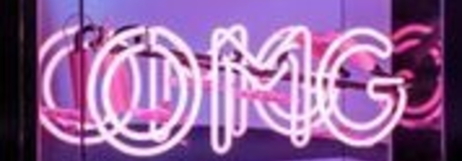 M24 NEON LIGHTBOX OMG