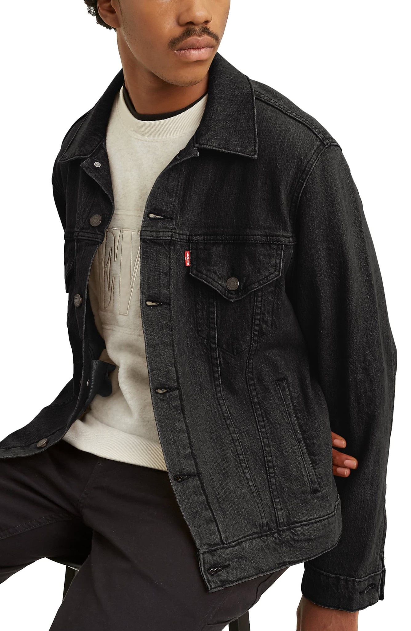 the vintage fit trucker