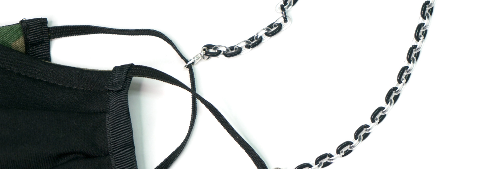 MMJ CHAIN LINK BEADED MASK HOLDER