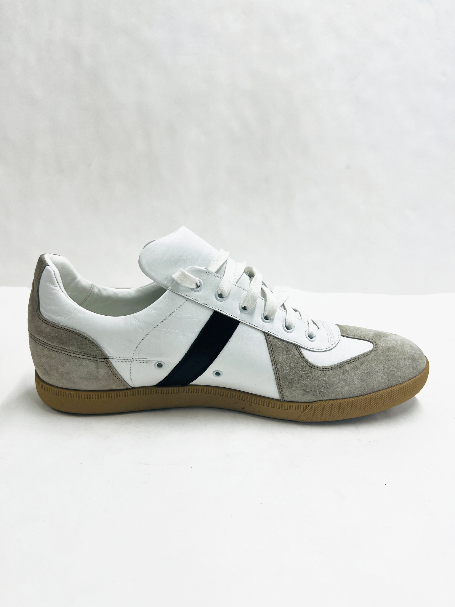 JB DIOR WHITE LEATHER B01 GERMAN ARMY TRAINER GRAYISH SUEDE AND BLACK STRIP SNEAKER SIZE 46-4
