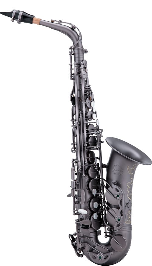 black alto saxophones