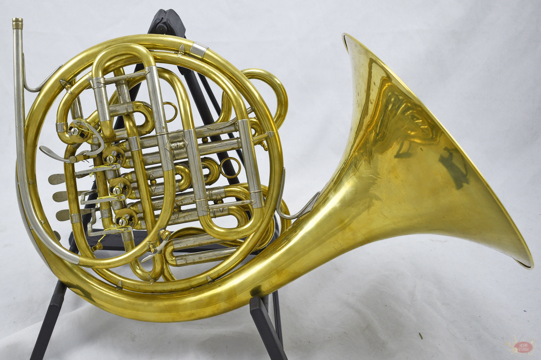 Holton Used Holton 77 Double French Horn  - 3518XX