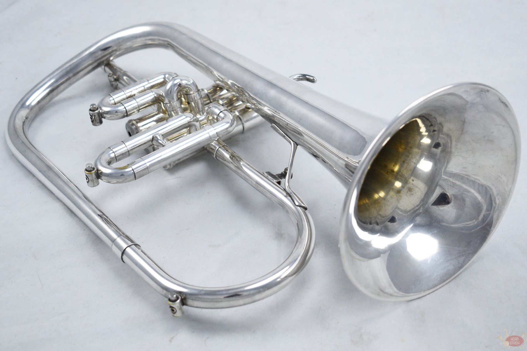 Getzen Used Getzen Eterna Flugelhorn - K820XX