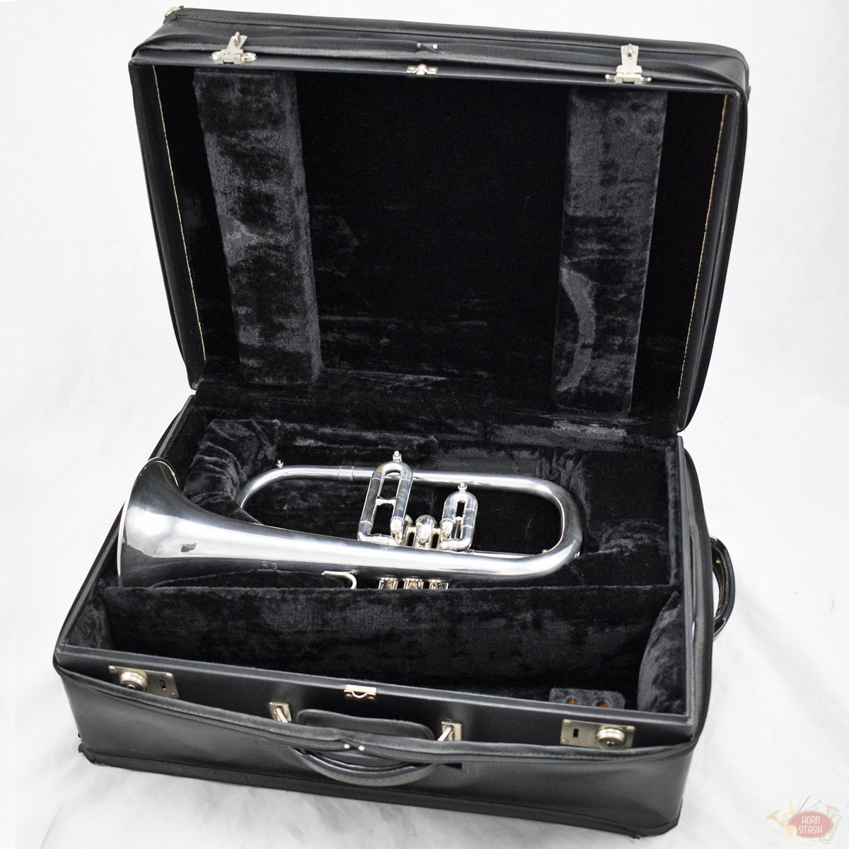 Getzen Used Getzen Eterna Flugelhorn - K820XX