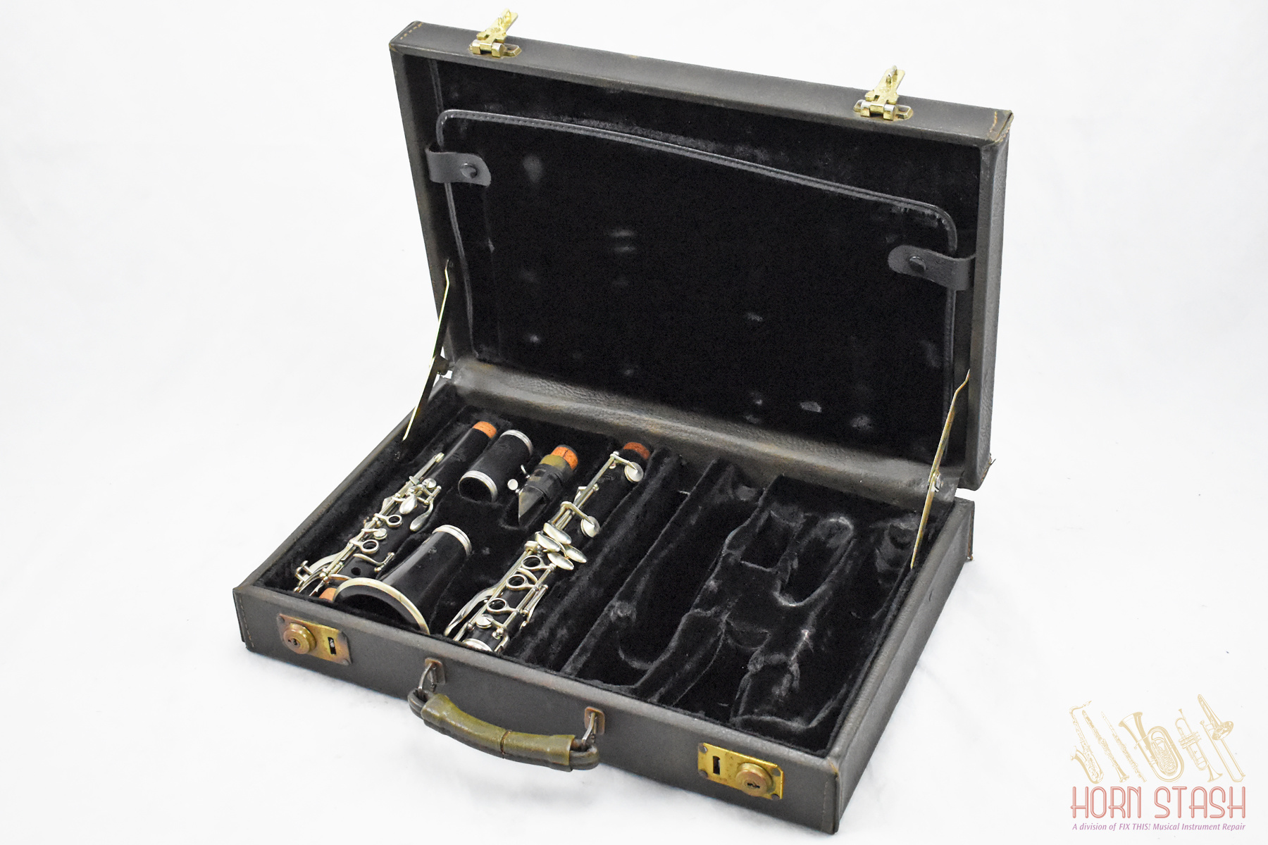 Buffet Used Buffet Pre-R13 A Clarinet - 361XX
