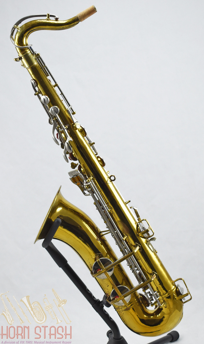 Buescher Used Buescher 156 Aristocrat Tenor Saxophone - 3145XX