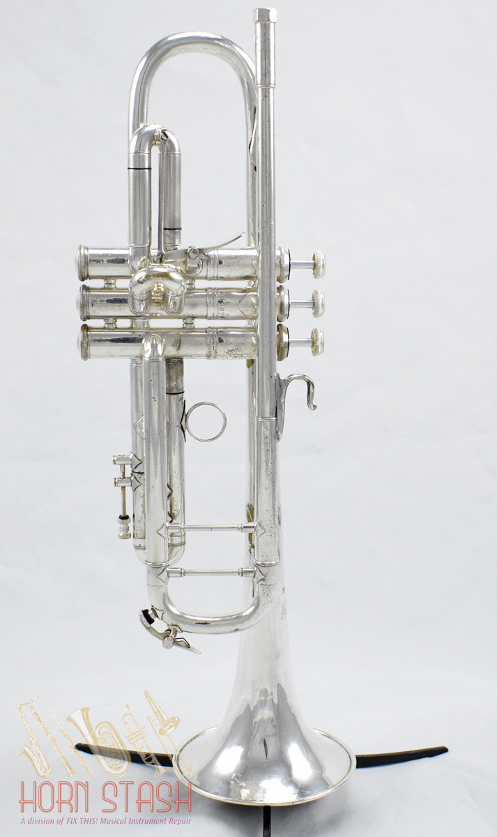 Used Bach 25L with Lightweight Corporation Bell - Horn Stash Used Bach 25L with Lightweight Corporation Bell - Horn Stash