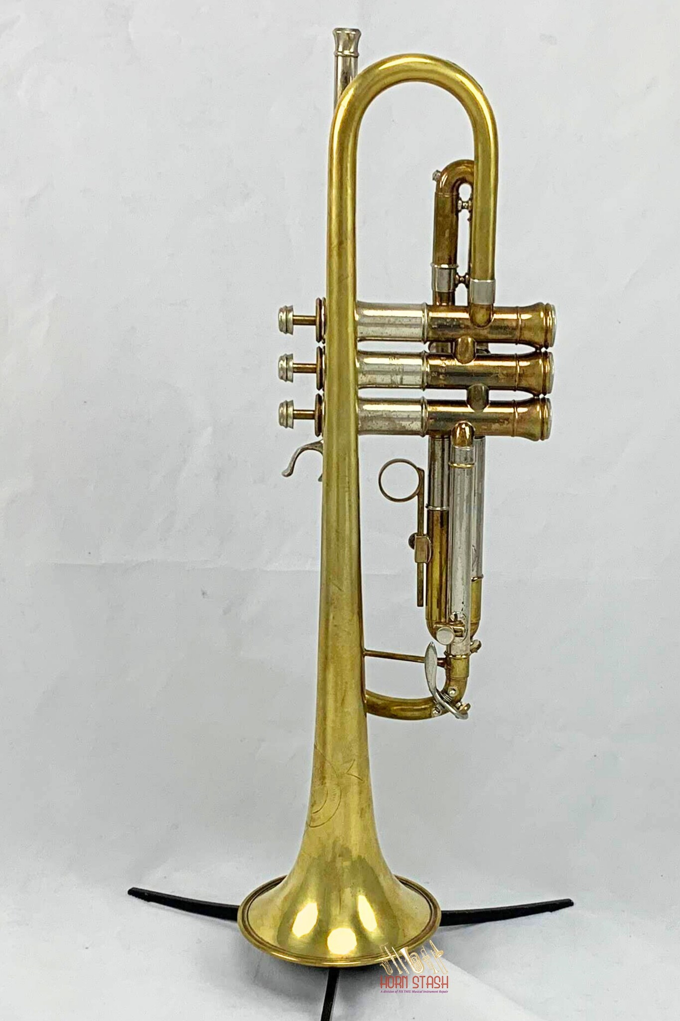 Buescher Used Buescher 225 400 Series Bb Trumpet - 3162XX
