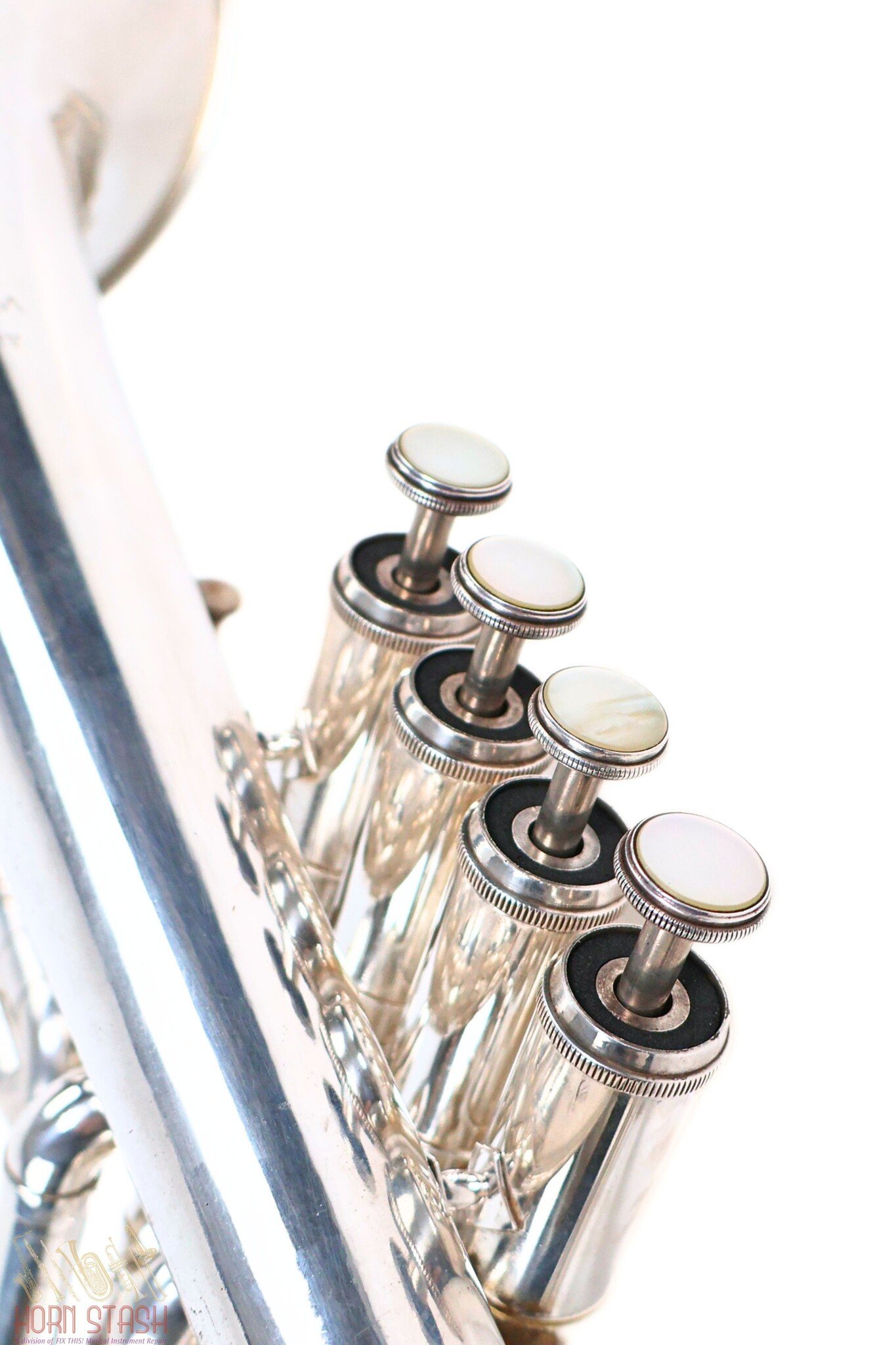 Getzen Used Getzen Eterna 4-valve Flugelhorn - KH15XX