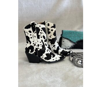 LAINEY BOOTIE