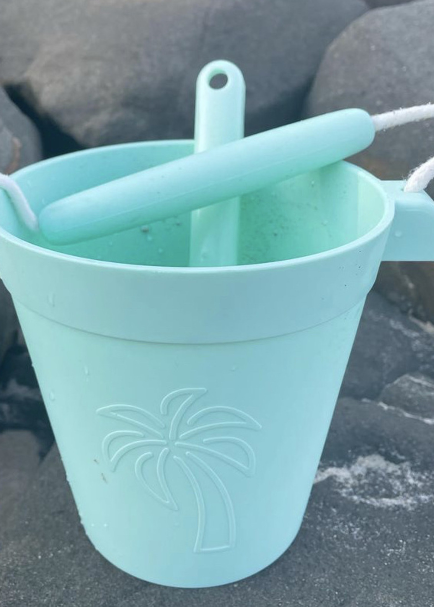 Coast Kids Aus Palm beach bucket & shovel set, mint