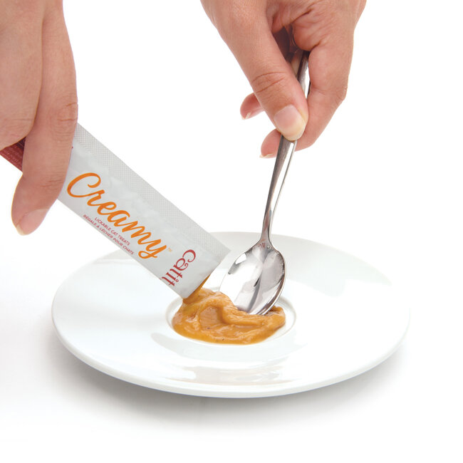 Creamy Lickable Cat Treat Chicken & Liver 12 Pack