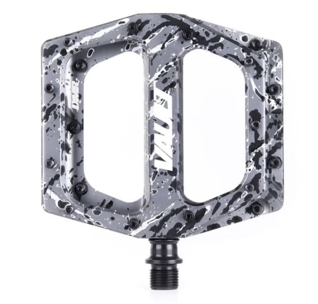 dmr-vault-pedals-9-16-liquid-