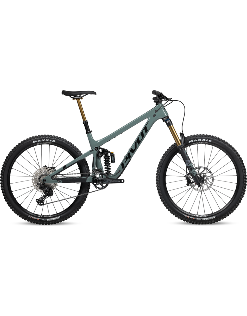 Pivot Cycles Mach 6 Brunch Ride