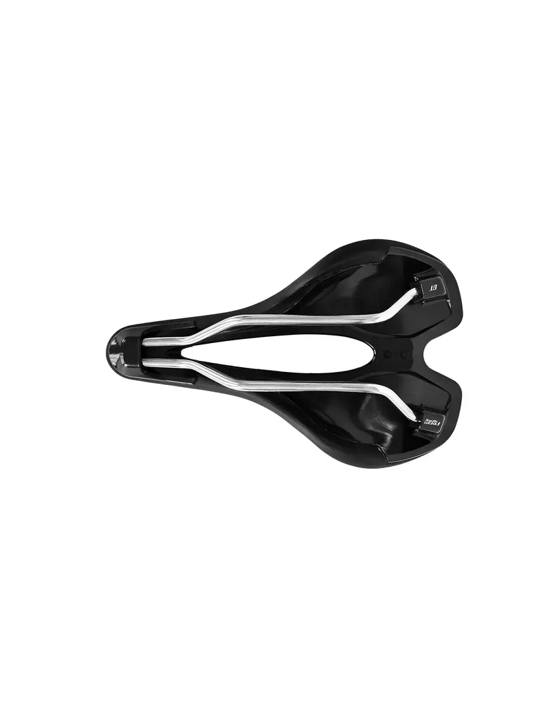 Form FORM THRONE GT TIT RAIL