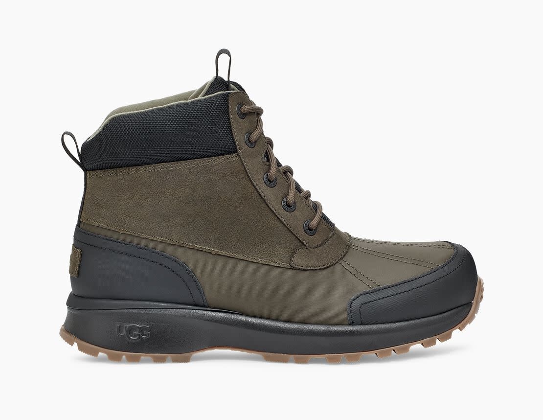 ugg emmett duck boot