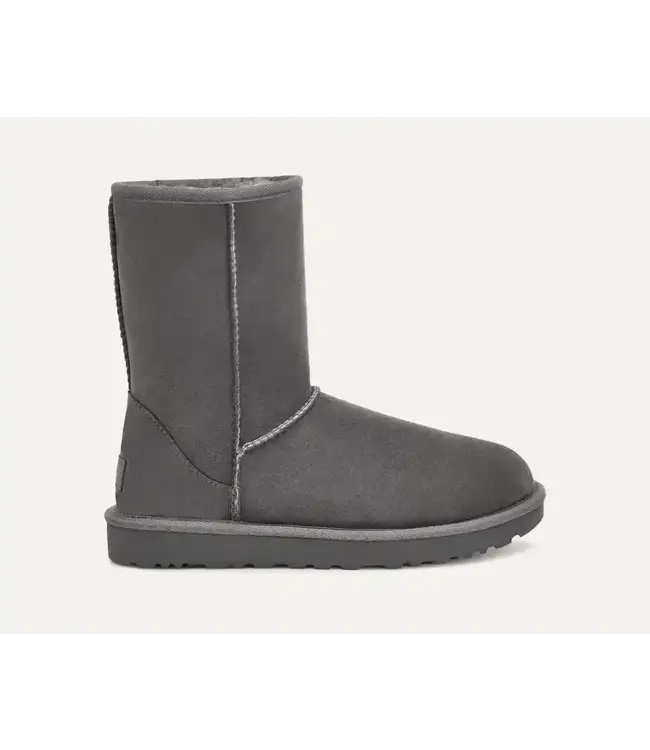 UGG W's Classic Short II