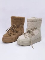 Fleece Lace Up Boots (2 Colors)